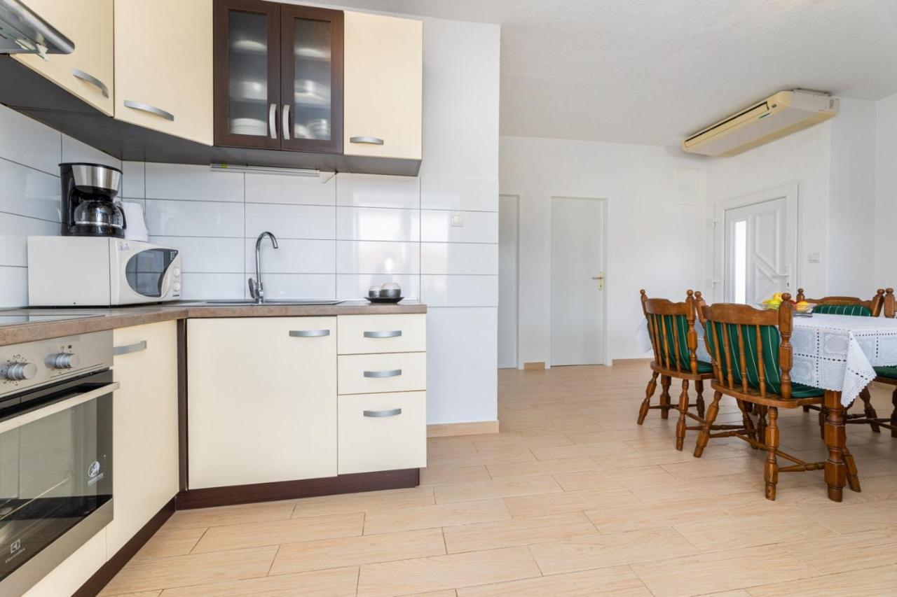Apartmani Jasarevic Šilo Extérieur photo
