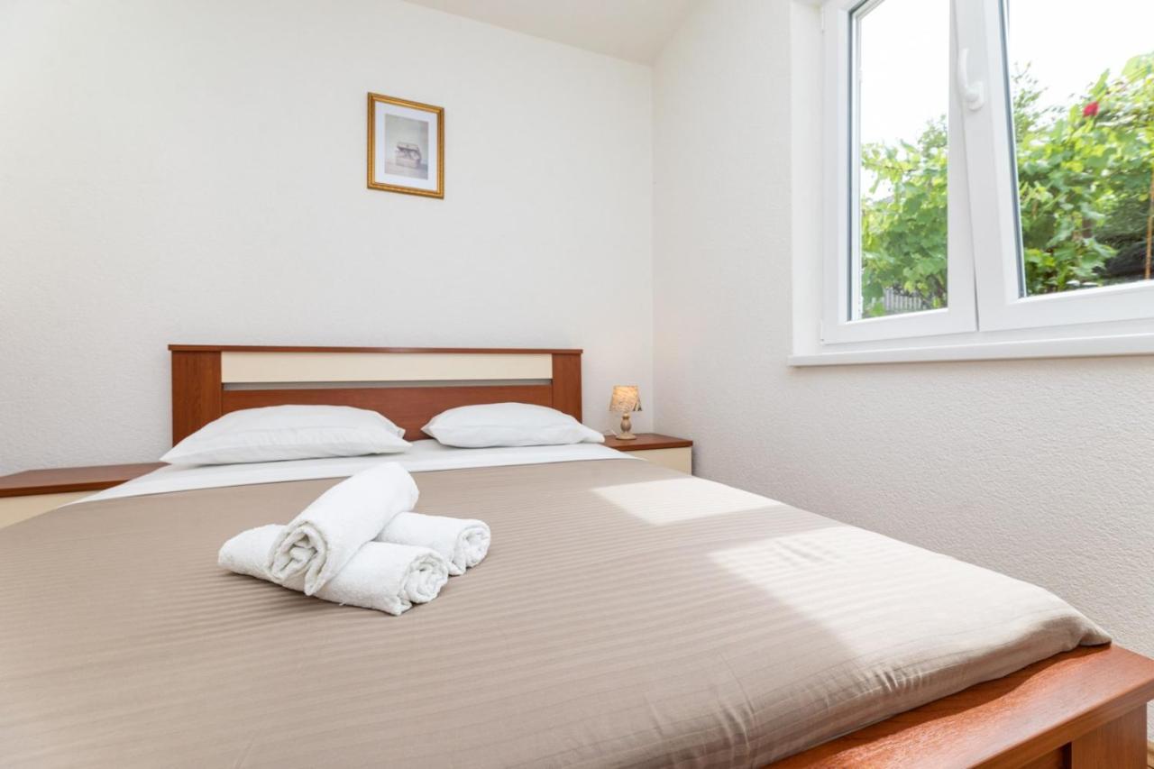 Apartmani Jasarevic Šilo Extérieur photo